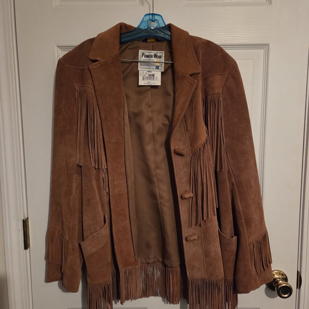 PIONEER WEAR Women's Brown Suede Fringe Jacket - New With Tags